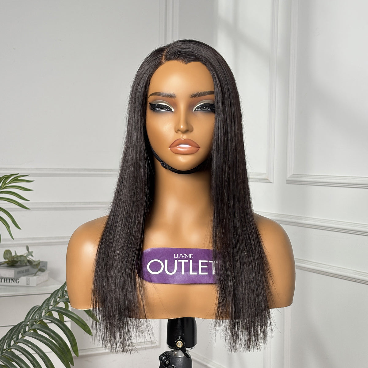 Outlet | Natural Black Straight 5x5 Lace Wig Pre-cut Lace 100% Human Hair