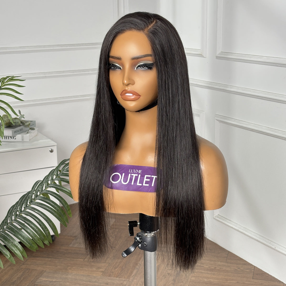 Outlet | Natural Black Straight Glueless 13x4 Frontal Lace Wig 100% Human Hair Pre-cut Lace