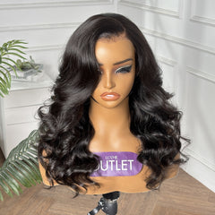Outlet | Natural Black Loose Wave Glueless 13x4 Lace Wig Pre-cut Lace